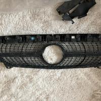 Griglia anteriore MERCEDES CLA 200D 4 MATIC