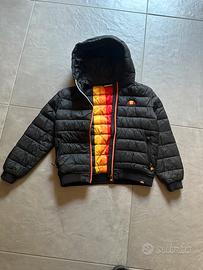 giubbino  Ellesse nuovo (8anni)