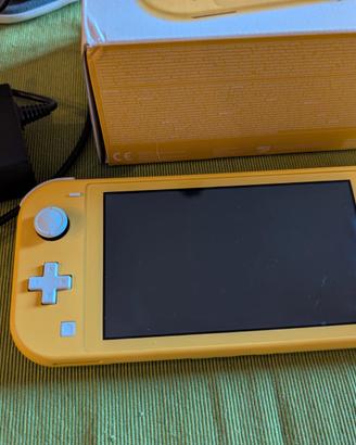 Nintendo Switch Lite+Pokemon spada/scudo+animalcr.