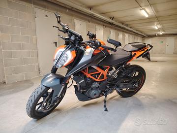 KTM 390 Duke 2023 - Patente A2