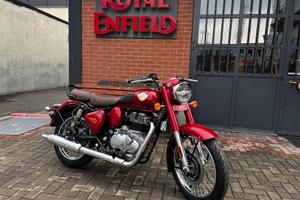 Royal Enfield Classic 350 Madras Red