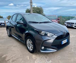 Mazda 2 full hybrid 1.5 ( Toyota Yaris)