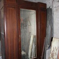 Armadio con specchio