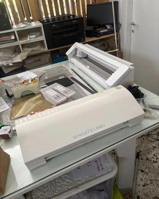 Silhouette cameo 3