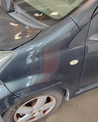 Parafango sinistro TOYOTA AYGO del 2005