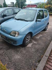 auto  fiat seicento 