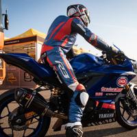 Yamaha R3 Cup pronto pista + 10treni di gomme