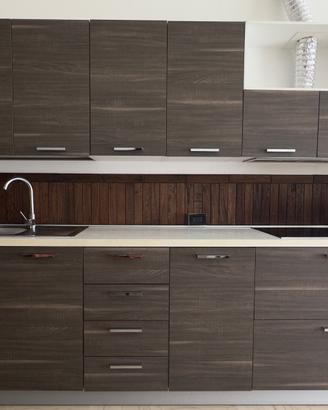 Cucina TLK Kitchens 270cm