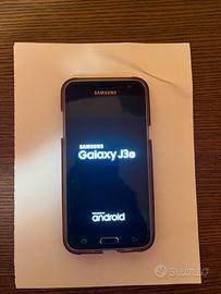 J3 con Powerbank per Mariangela