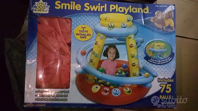 Piscinetta gonfiabile con palline