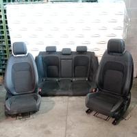 Kit sedili interni in pelle nera Jaguar F-Pace 201