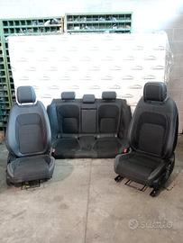 Kit sedili interni in pelle nera Jaguar F-Pace 201