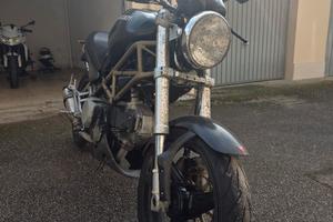 Ducati Monster 600 2001