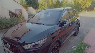 MG ZS LUXURY