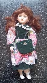 bambola di porcellana vintage