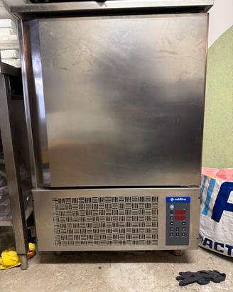 Abbattitore coldline +/-