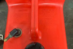 Serbatooo carburante 12 litri