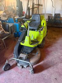 Trattorino Grillo FD220