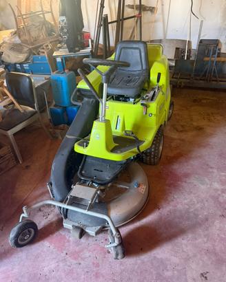 Trattorino Grillo FD220