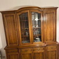 Mobile credenza in legno massello stile classico