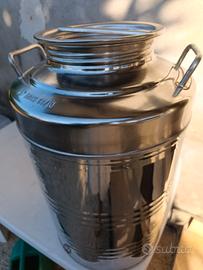 Contenitore per olio