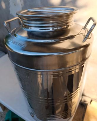 Contenitore per olio