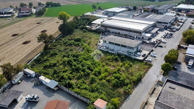 TERRENO A MONTICELLI D'ONGINA
