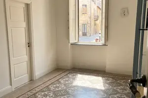 Srtanza uso ufficio