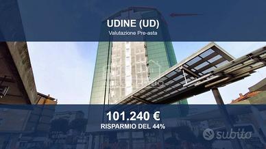 Immobile in asta di 156 m² con più di 5 locali a U