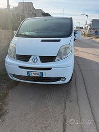RENAULT TRAFIC 9 POSTI