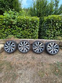 cerchi e gomme golf 7  225/40R18