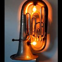 Lampada basso tuba