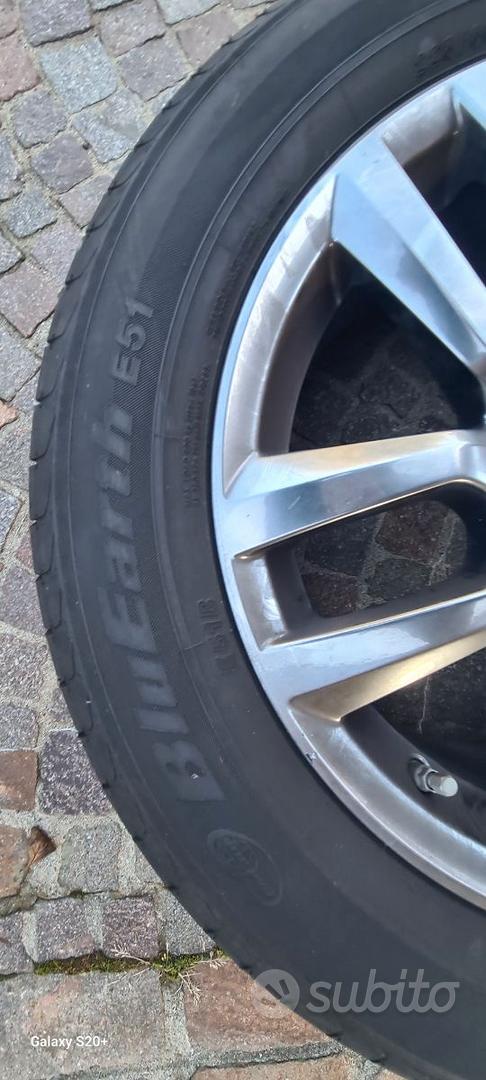 Pneumatico anteriore Avon Cobra Chrome 130/70 B18 69H rinforzato