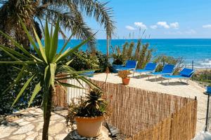 Casa Fronte Mare parcheggio privato
