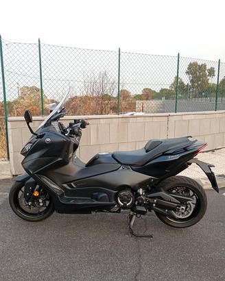 Yamaha T-Max 560 2022 Nero Opaco 