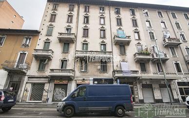 BILOCALE LUMINOSO CON ARREDO NUOVO A DUE PASSI DAL