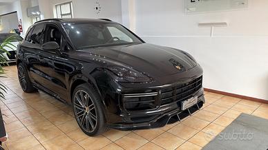 Porsche Cayenne 4.0 V8 Turbo IVA ESPOSTA