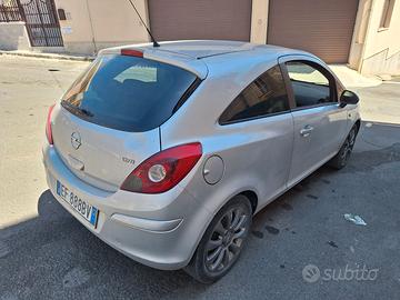 Opel Corsa Diesel 75 cv oltre 20km/l e neopatentat