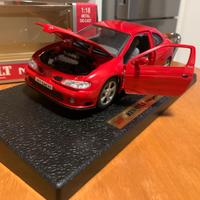 Modellino renault megane 1/18