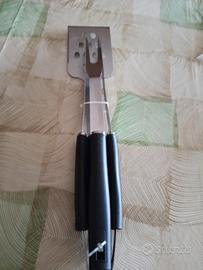 attrezzi per barbecue 
