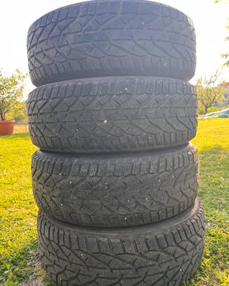 Gomme 225 60 17