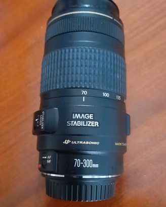 OBIETTIVO CANON ZOOM LENS EF 70-300 1:4-5,6 IS USM