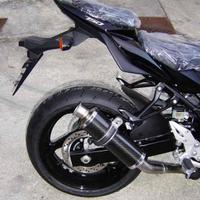 Tondo Carbon Roadsitalia Suzuki GSR 750