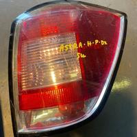 Fanale posteriore dx Opel astra h sw
