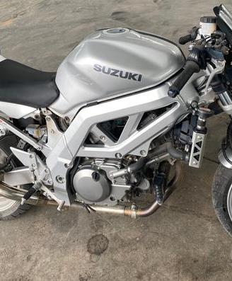 Sv 650 ricambi suzuki sv 650 2003/2006
