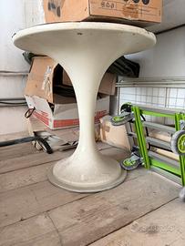 Base vintage per tavolo stile Aero Saarinen