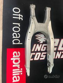 Forcellone Aprilia MXV 450