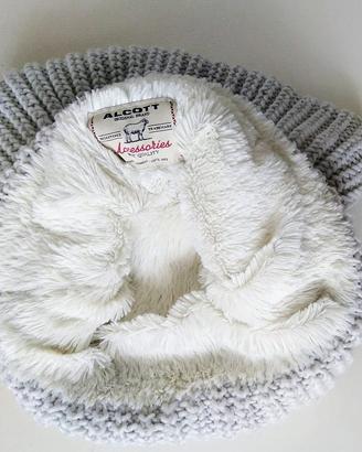 Scaldacollo Alcott grigio e bianco