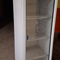 vetrina frigo per bibite 