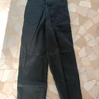 Pantaloni in cotone colore nero